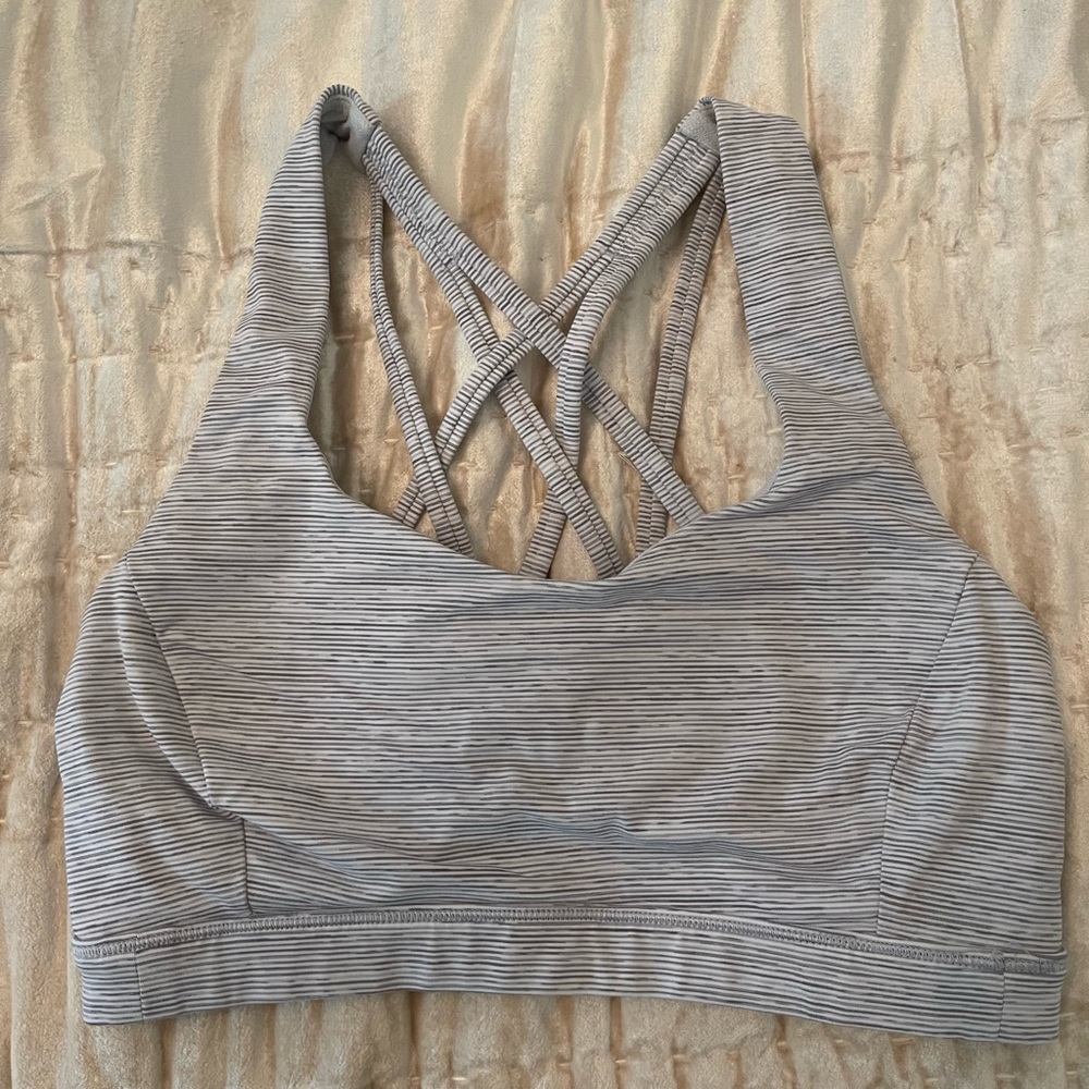 Lululemon sports bra